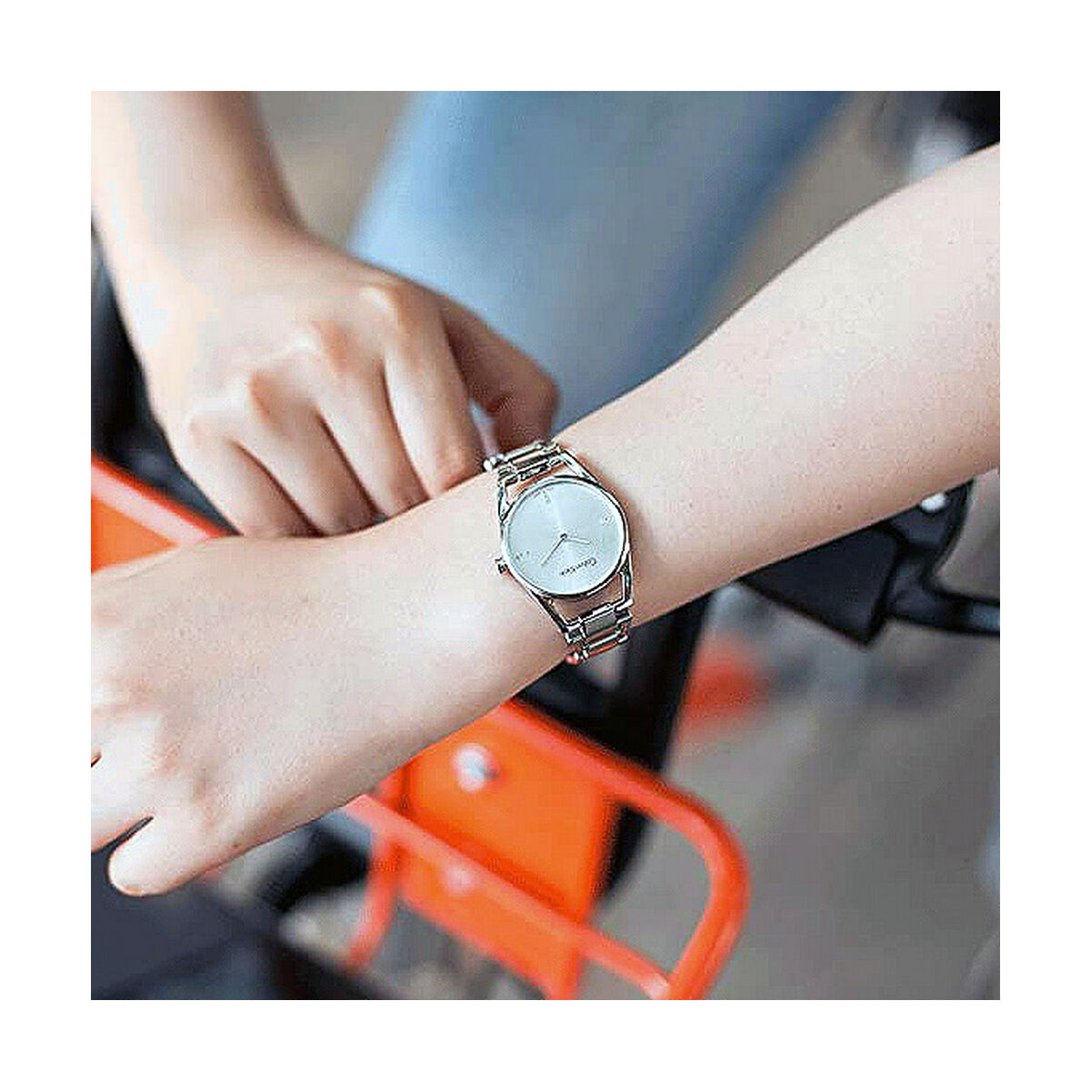 Montre Femme Calvin Klein DAINTY Diamonds – Quartz, Ø 30 mm, Acier inoxydable, Étanche 3 ATM
